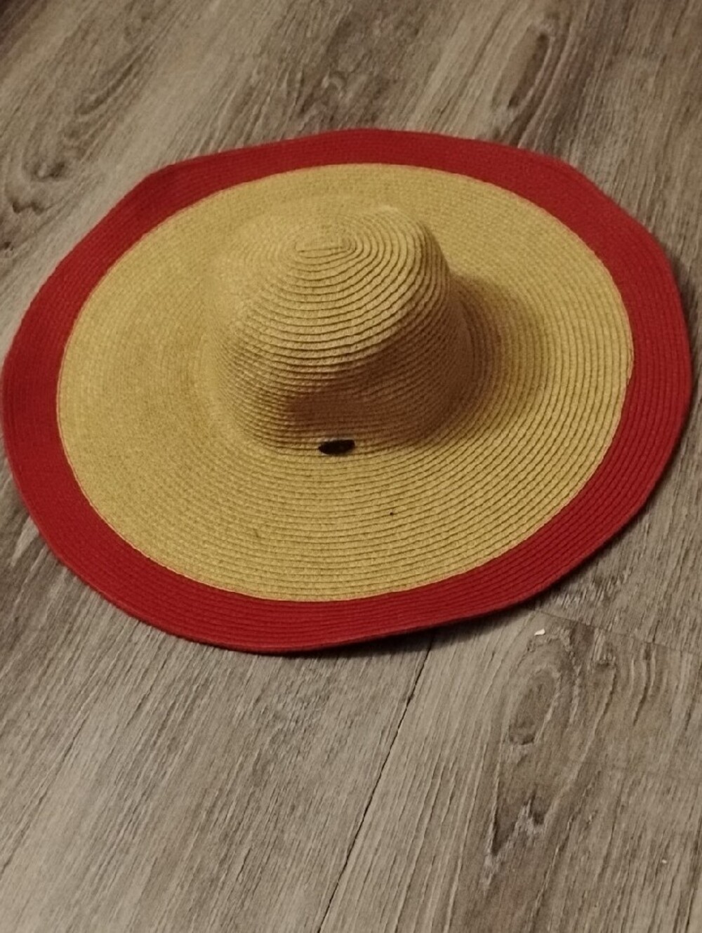 Papillon Blanc Wide Brim Floppy Hat in Taupe